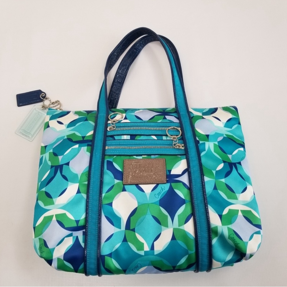 Coach Poppy Kaleidoscope glam tote. Gorgeous & like new, EUC